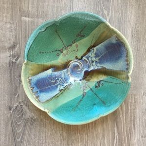 {DONATING SOON} Decorative bowl